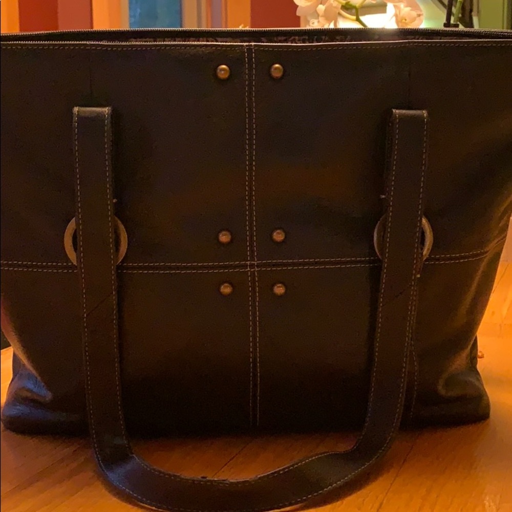 Buxton Black Leather Multipocket Bag🌹